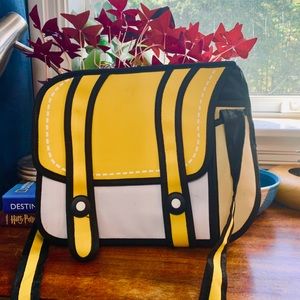 2D-look Messenger Bag